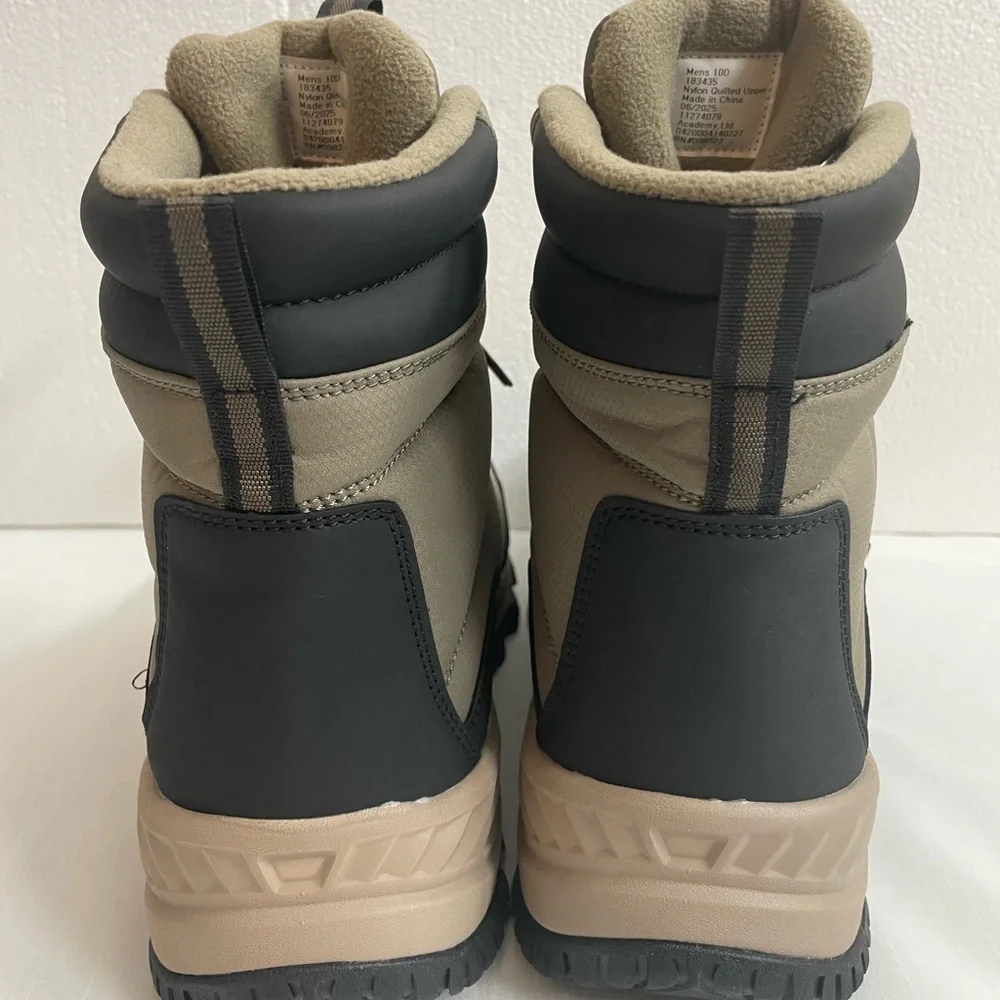 Magellan Outdoors Men's Lace Up Boot size 10